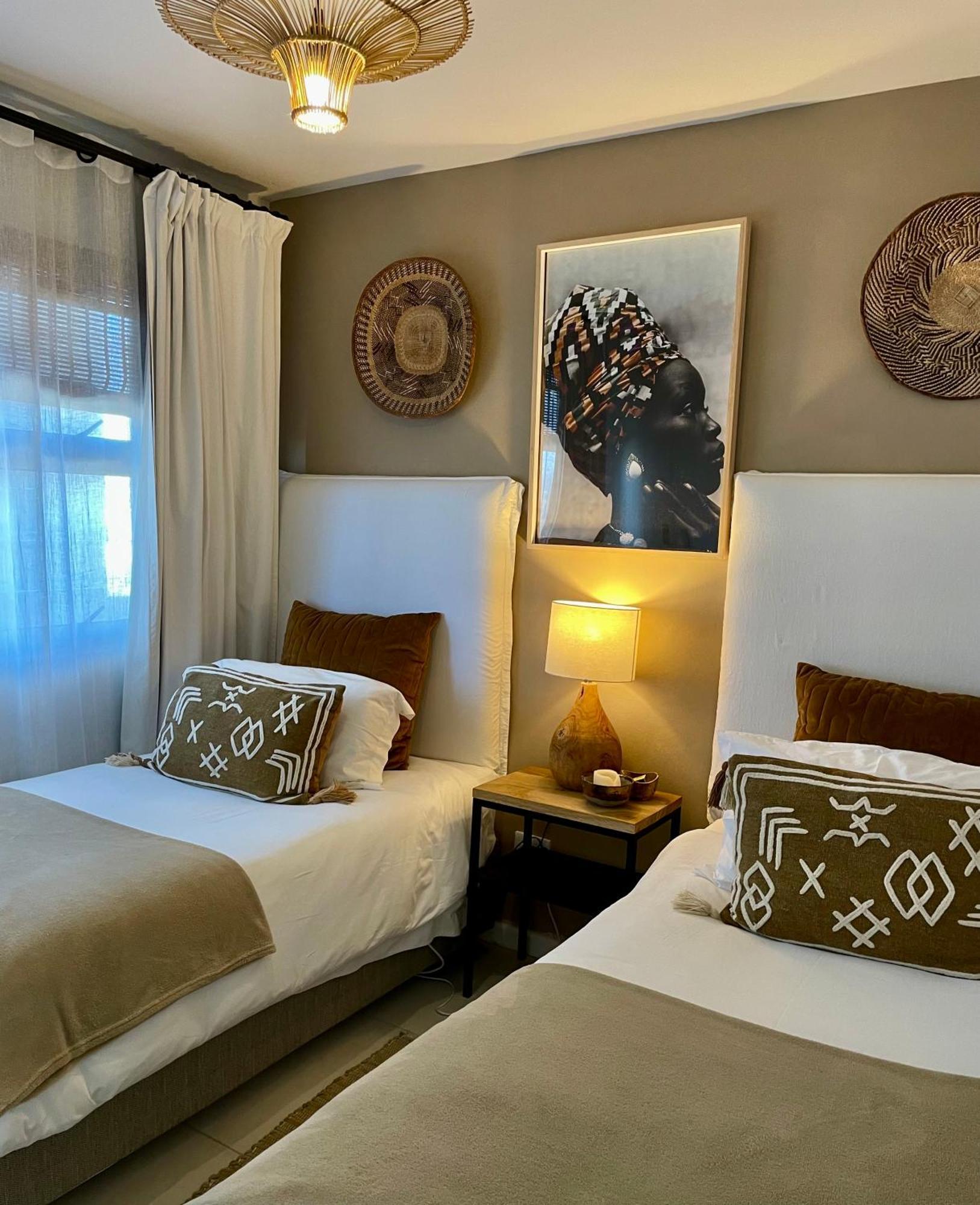 Abode Africa Apartamento Bloubergstrand Exterior foto