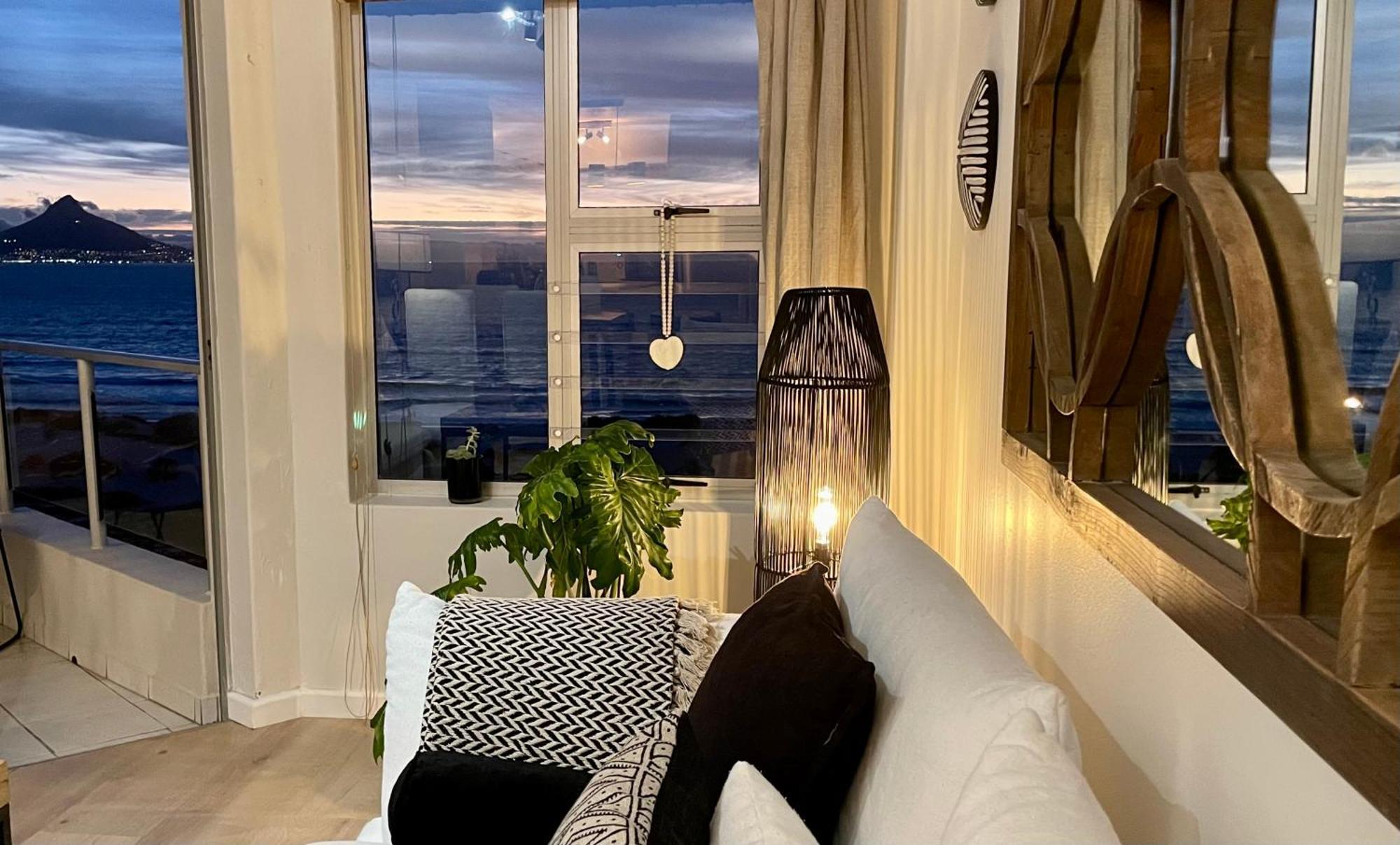 Abode Africa Apartamento Bloubergstrand Exterior foto